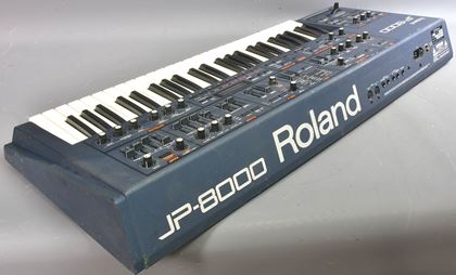 Roland-JP-8000 s/n ZJ43897 (Orbital)